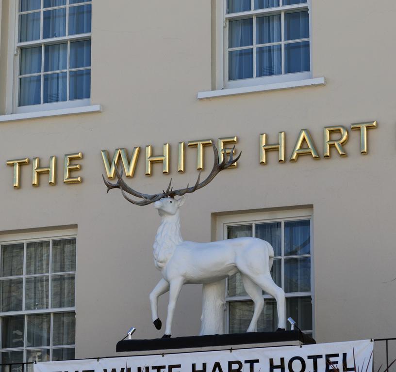 The White Hart Hotel Wetherspoon โอ๊คแฮมป์ตัน ภายนอก รูปภาพ